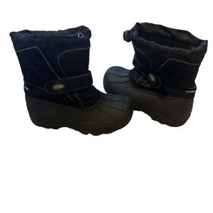 Black Totes Winter Boots for Kids